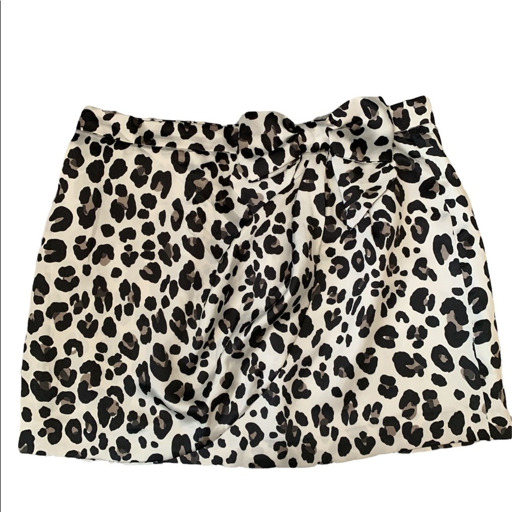 Silk leopard mini skirt